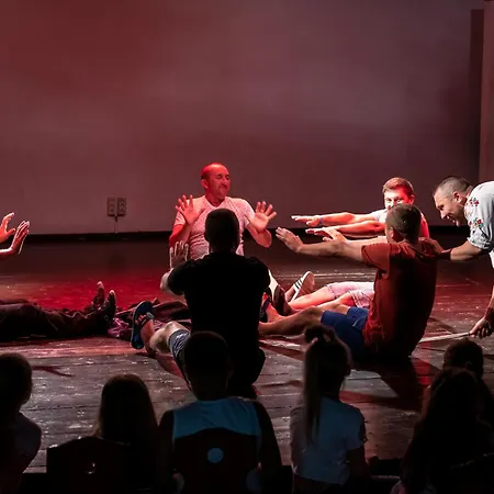 тракия плаза Hotel 4*