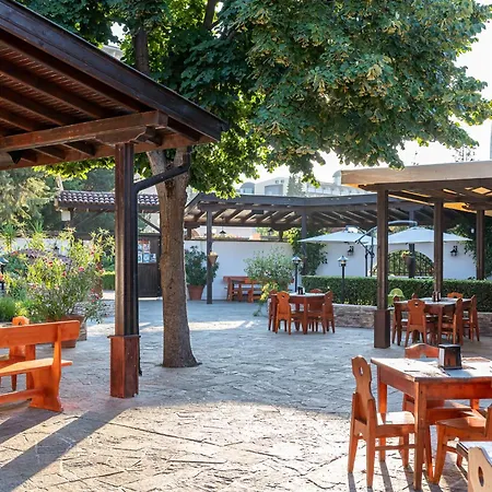 Trakia Plaza 4*