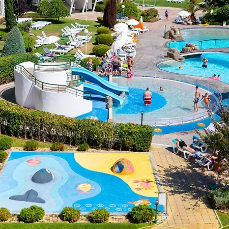 тракия плаза Hotel 4*