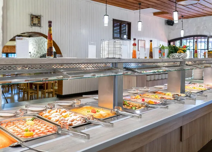 فندق тракия плаза 4*