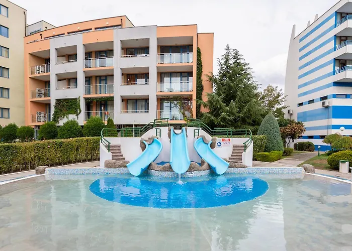 فندق тракия плаза 4*