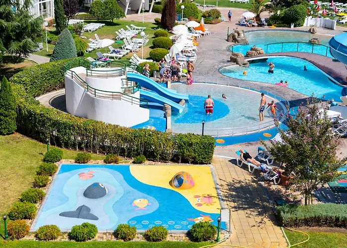 тракия плаза Hotel 4*