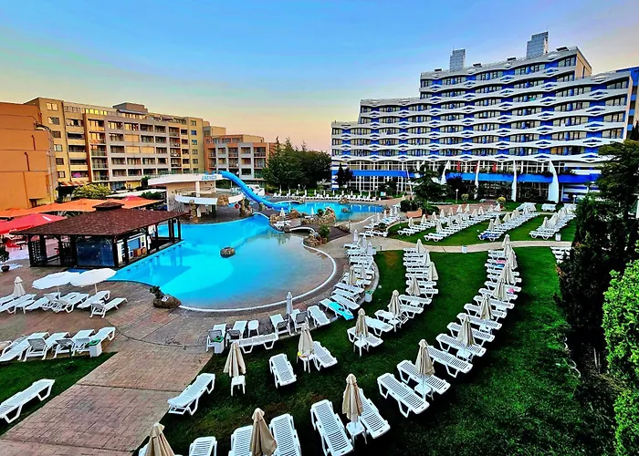 فندق тракия плаза 4*